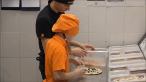 мастер класс в пиццерии Додо пицца, прохождение курса пиццамейкер