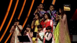 Indian Idol S13 | Deboshmita और Pranjal ने मिलकर बढ़ाई Holi की शान | Performance