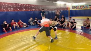 Контрприемы. – броски, совмещенные с защитой от захвата туловища. Шамиль Османович @Osmanov