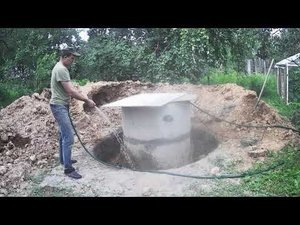 Благоустройство колодца, глиняный замок