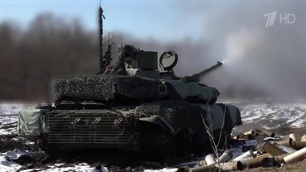 Засевшие в укрепрайонах националисты испытали на себе мощь ударов новейших Т-90