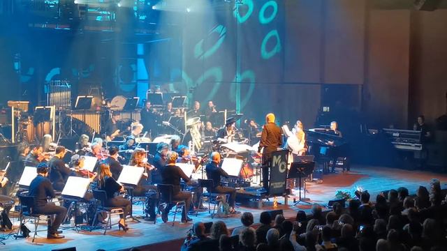 Kovacs & Metropole Orkest - Mama & Papa @De Oosterpoort Groningen 23-12-2019 смотреть онлайн