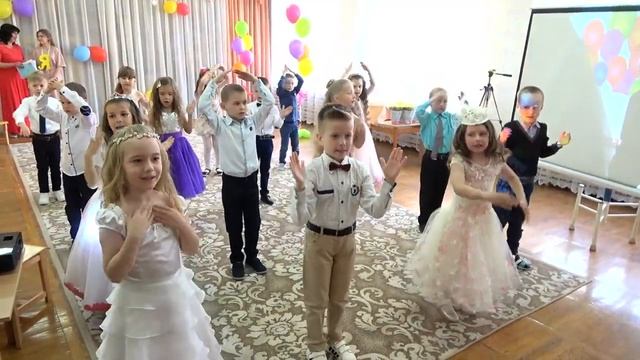 МОЙ САМЫЙ КРУТОЙ ВЫПУСКНОЙ 2020 В ДЕТСКОМ САДУ смотреть онлайн