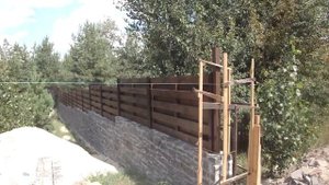 столбики из бутового камня