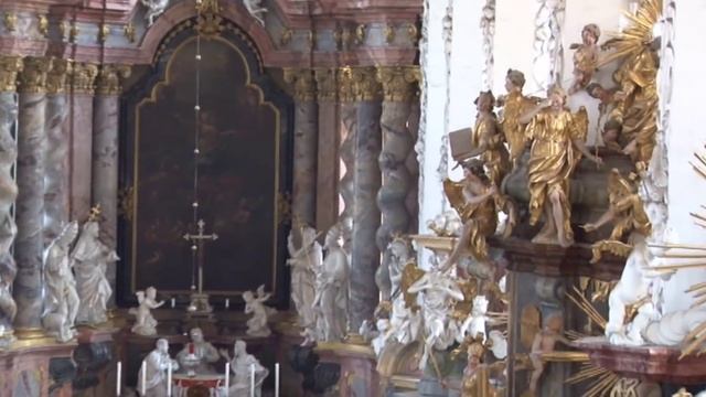 Stiftskirche Kloster Neuzelle mit angrenzendem Klostergarten смотреть онлайн