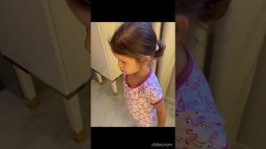 Младшая дочь Бородиной сбрила бровь