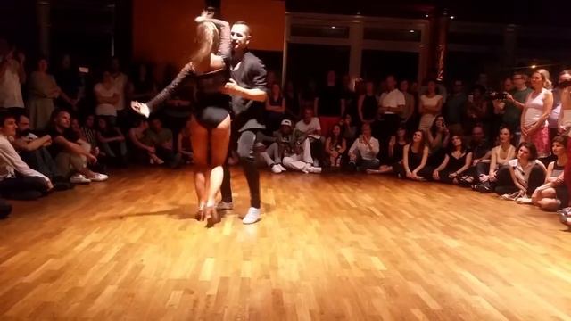 Bachata Me Mucho Festival - Quitemonos La Ropa DaniJ - Show Azael & Melitta смотреть онлайн