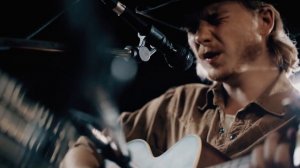 Original 16 Brewery Sessions - Colter Wall - "Sleeping on the Blacktop"