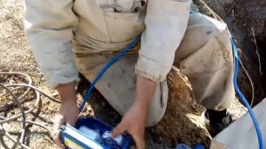 Монтаж кессона и введение воды в дом