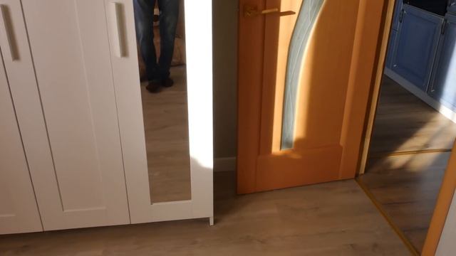 Отличная однушка, переделанная в двушку в кирпичном доме с отличным ремонтом и меблированная смотреть онлайн