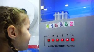 КИДЛАНДИЯ Влог Амелька Флорист Врач Скорой Помощи и Продавец Супермаркета