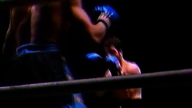 Профтурнир по кикбоксингу г.Москва 1993г. Игорь Шефер (Волгоград)-Роберто Сантини (Канада) смотреть онлайн