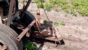 Обработка картофеля от сорняков мотоблоком.