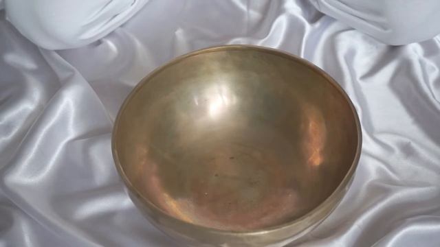 22см.-153Гц.Ре#. ПОЮЩИЕ ЧАШИ. ПОЮЩИЕ ЧАШИ СЛУШАТЬ. ПОЮЩИЕ ЧАШИ ВИДЕО ОБЗОР. КУПИТЬ ПОЮЩУЮ ЧАШУ.
