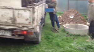 Установка ремонтных колец в колодец (углубление).