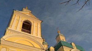 Колокольный звон. Храм.