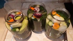 Огурцы на зиму "Болгария отдыхает" (с уксусом)