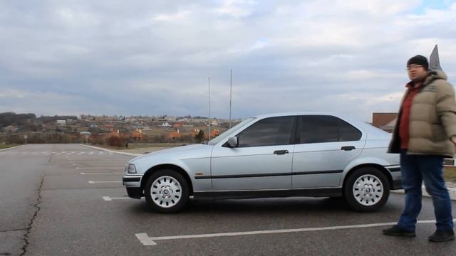 BMW E36 честный отзыв! цена обслуживания 2021. Стоит ли брать? смотреть онлайн