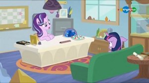 Луший подарок на свете. Старлайт изучает гипноз