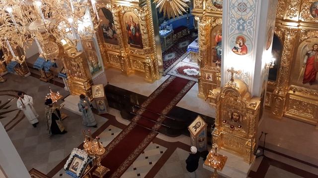 Величание Пресвятой Богородицы в честь Ее иконы "Казанская".