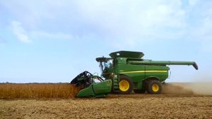 САМЫЙ ПОПУЛЯРНЫЙ КОМБАЙН JOHN DEERE S690 ОБЗОР