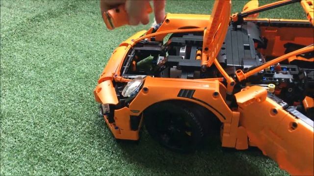 Lego Porsche 911 GT3 RS смотреть онлайн