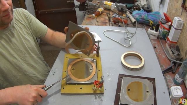 Электролизёр - разборка после года работы. смотреть онлайн