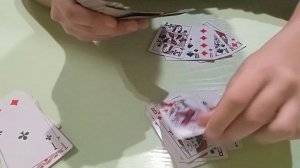 Как играть в ведьму на картах)