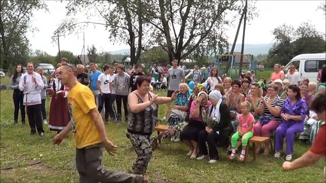 ДАВАЙ В ДЕРЕВНЮ ! смотреть онлайн