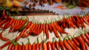 Перец чили, красный острый перец, молотый заготавливаем на зиму.