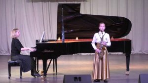 А.Пьяццолла - Аве Мария. исполняет Сафронова Эльвира (саксофон)