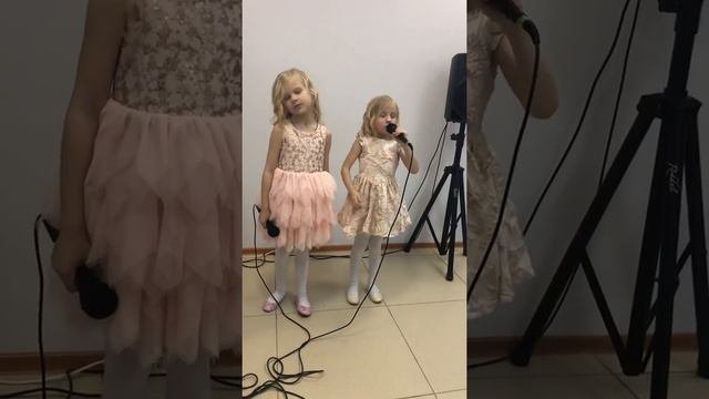 Эстрадный вокал Трофимова Екатерина и Трофимова Мария