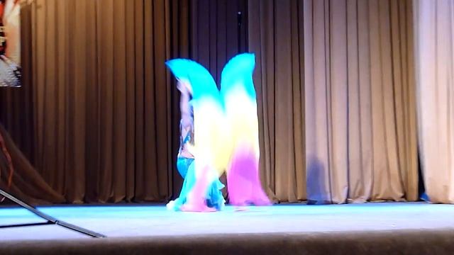 Москивец Владислава - Сценический танец. Ученица Академии танца "EastWest" смотреть онлайн