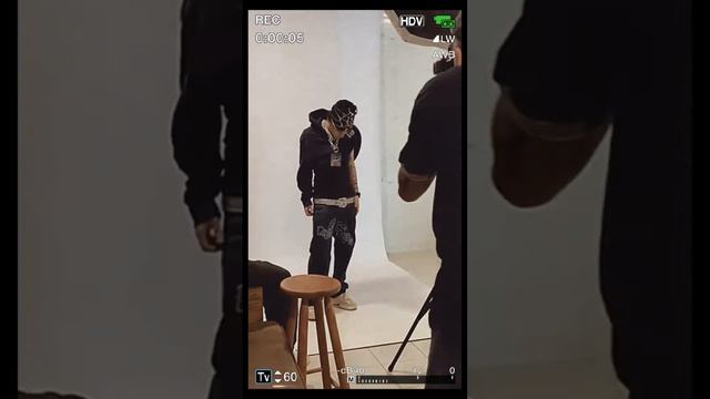 1. JP Muller, Gab$ & NULO - Dona da Grife (Intro) смотреть онлайн