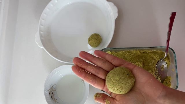 FALAFEL (NOHUT KÖFTESİ) NASIL YAPILIR ? Falafel ve Falafel Sosu Tarifi - Çiçekintarifleri