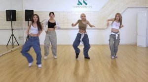 Kiss of life (키스 오브 라이프) - Midas Touch dance practice mirrored