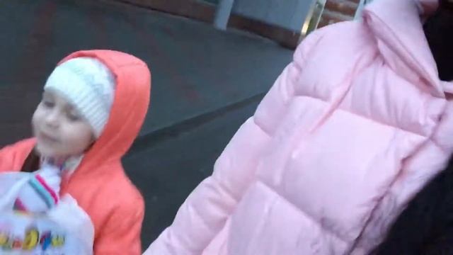 Едем в магазин Бубль - ГУМ/ Купили куклу смотреть онлайн