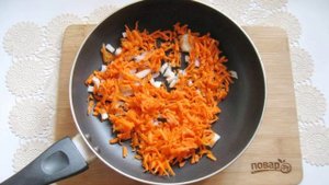 Фаршированный перец с капустой и морковью