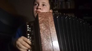 Вальс - "Под небом Парижа"  З. Жиро на баяне (under the sky of paris accordion)