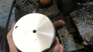 Точу самодельный лимб , для токарного станка .