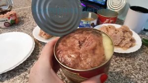 СВЕТОФОР! Тест мясных консервов! Ем еду из Светофора! Магазин низких цен!