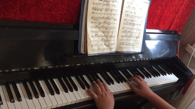 Изумительно красивая игра на пианино!!!!!! смотреть онлайн
