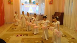 танец с веерами