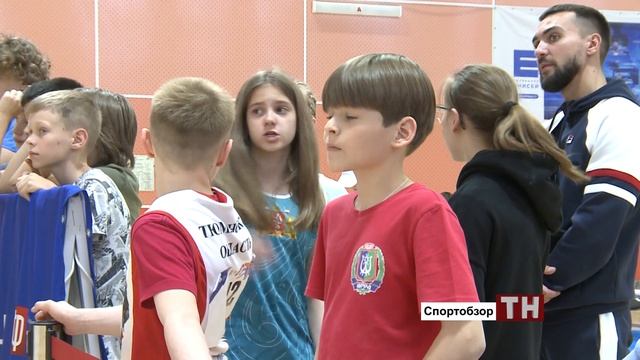 Турнир по мини футболу "Дружба - это ты и я",  итоги регбийных матчей и чемпионат по скалолазанию