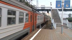 Электропоезд ЭР2Т-7156 станция Москва-Сортировочная