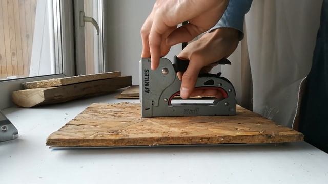 Степлер Miles TS-5680R из магазина "Сима-ленд". Сравнение с Miles TS-5552 смотреть онлайн