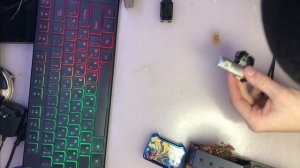 Почему Smoant Charon/Battlestar BABY мигает красным?