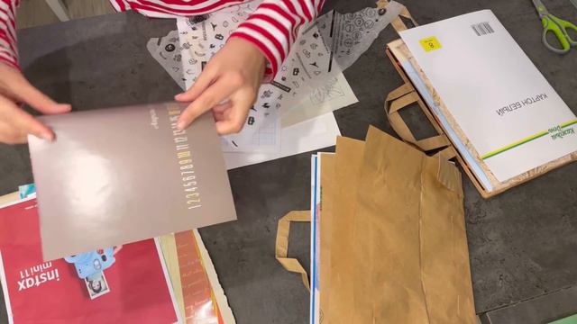 Делаю блокноты из мусора смотреть онлайн