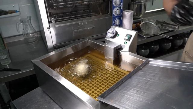 Готовим на чебуречнице-мини М вместе с Алишером Халиловым смотреть онлайн