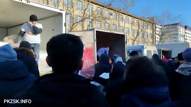В Петропавловске прошла весенняя сельскохозяйственная ярмарка смотреть онлайн